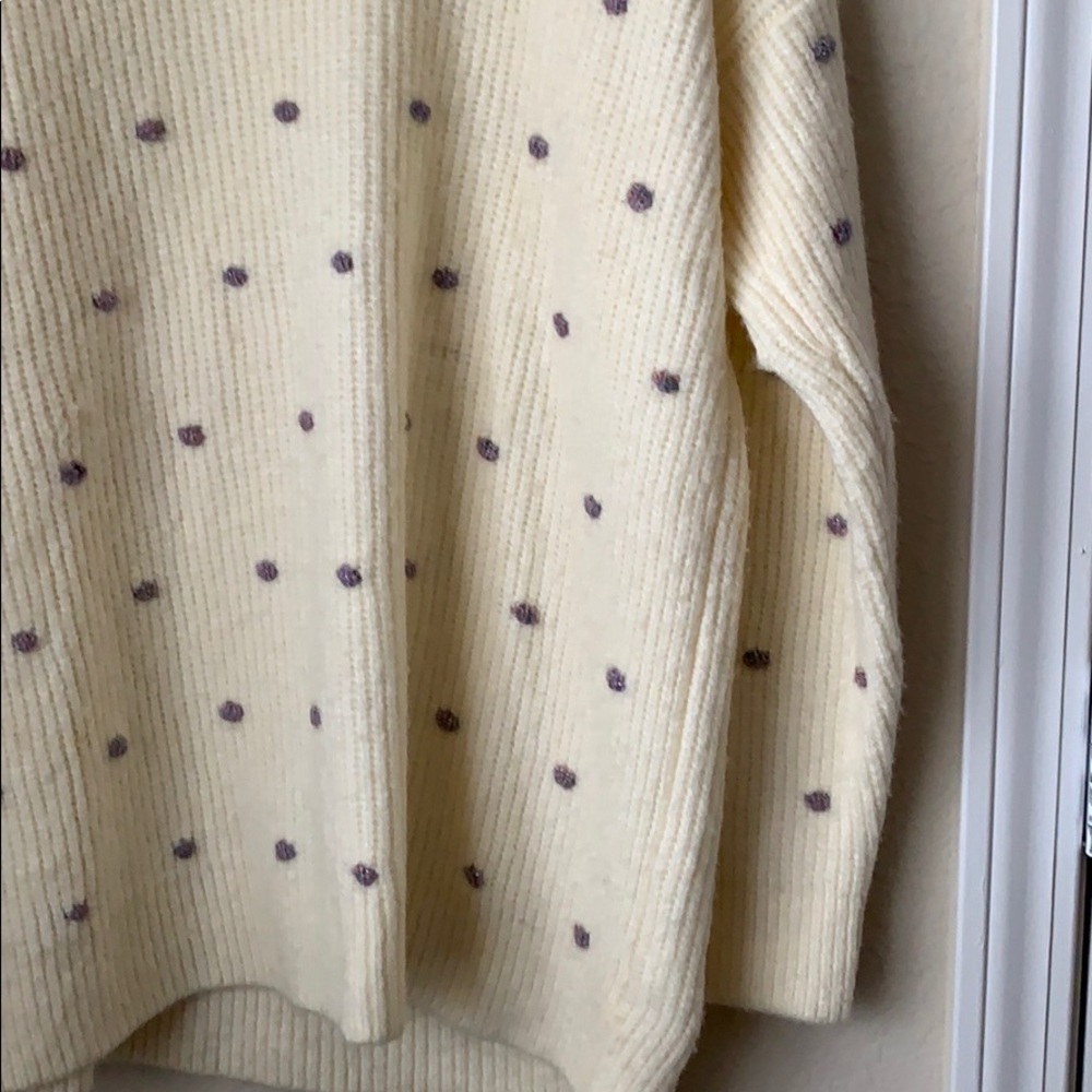 Lou & Grey cream sweater 🌸 - Picture 7 of 15
